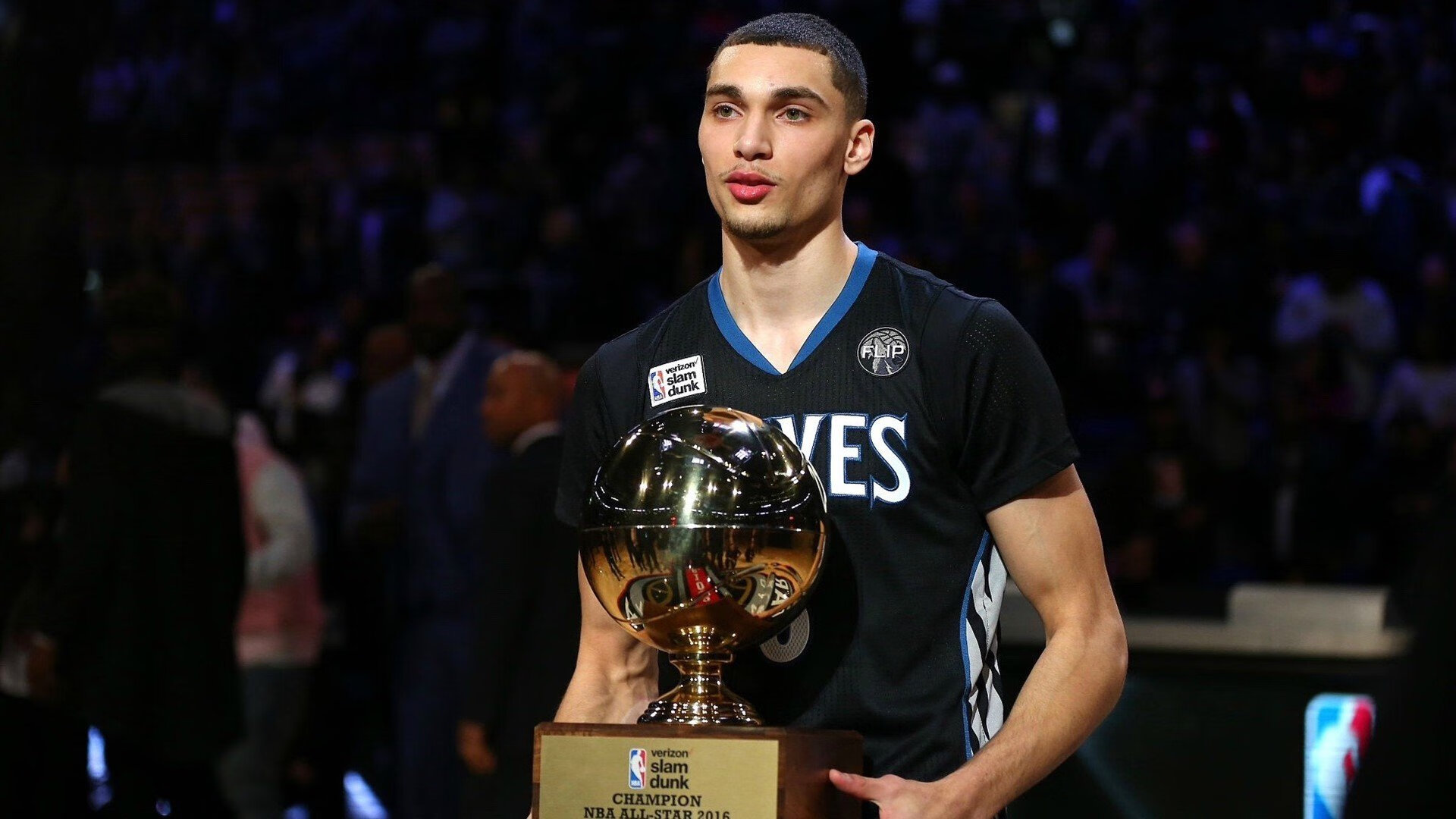 《玩家热议：最具人气的英雄或角色是谁？》，游戏人气角色排名